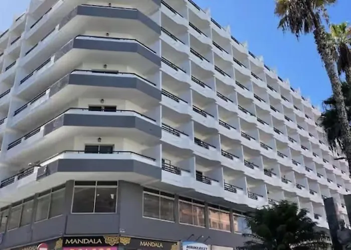 With Rooftop Pool 푸에르토 드 라 크루즈