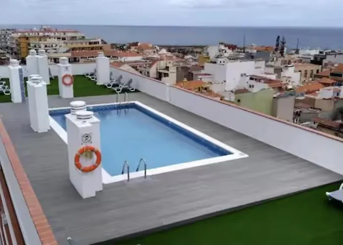 With Rooftop Pool Apartamento Puerto de la Cruz (Tenerife)