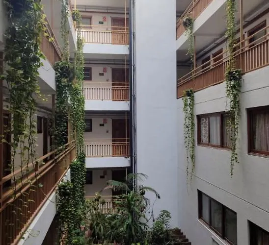 Apartman With Rooftop Pool